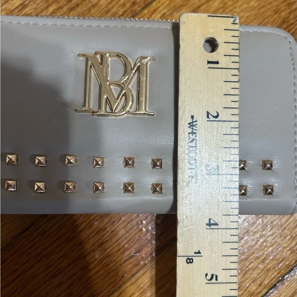 Badgley Mischka‎ Purse / Wallet with Gold Studs Taupe
